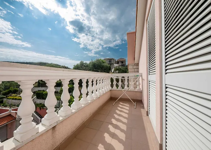 Apartmán Anggela - Two Bedroom With Balcony And Sea View *