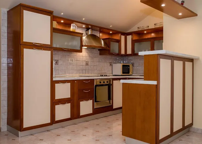 Anggela - Two Bedroom With Balcony And Sea View Lejlighed Rab Town